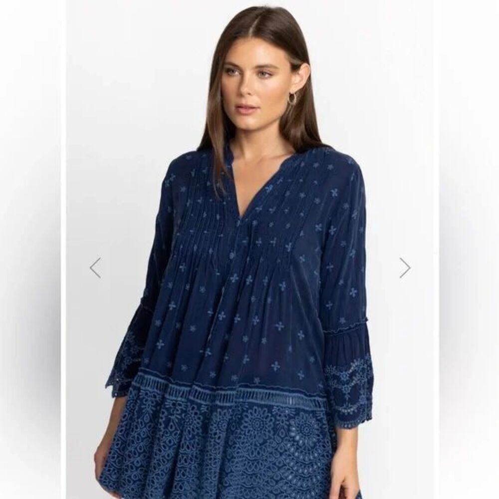 Johnny Was Manchengo Boho Navy Blue Pleated Embroidered Eyelet Tunic Size S - Picture 2 of 10